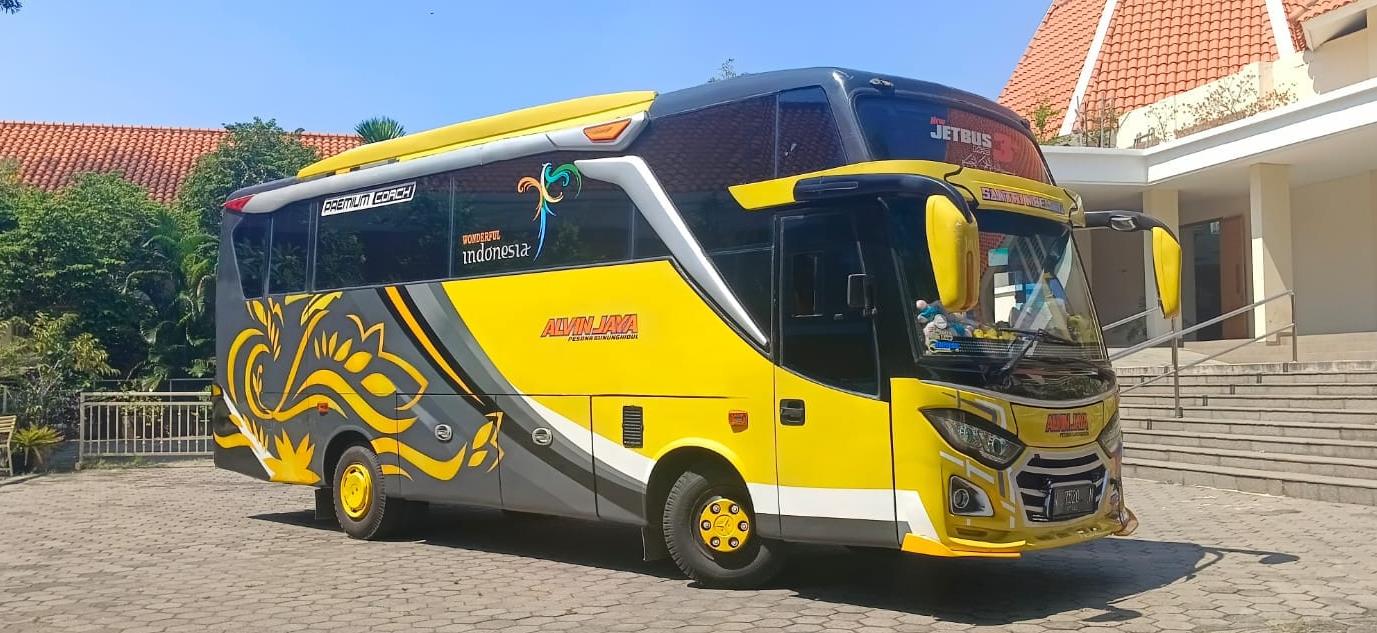 Read more about the article Penyewaan Bus Pariwisata di Jogja Murah & Terbaik: Happy Tour